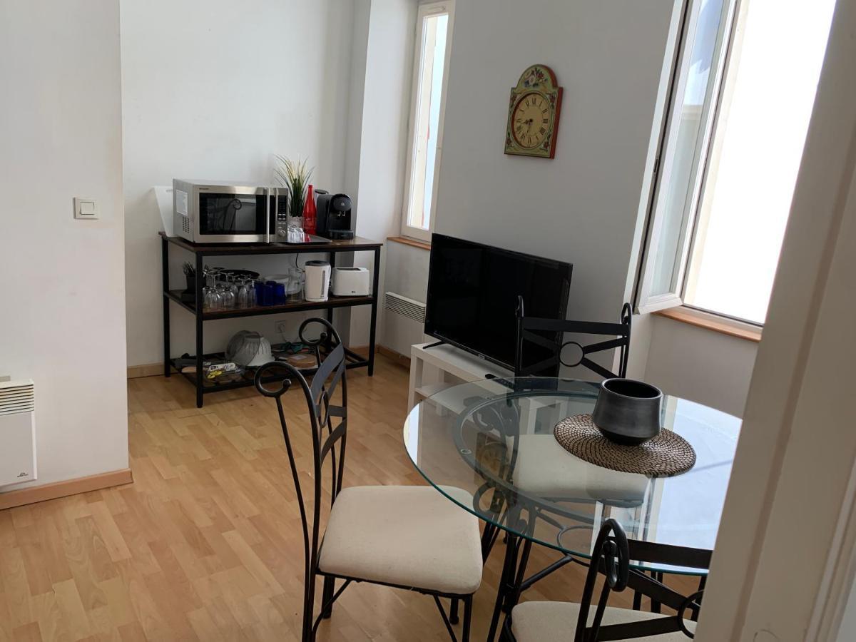 Biarritz Centre, Pres Avenue De Verdun, Cosy Apt 2 Pieces , Salon , Chambre Separe, Rue Tres Calme A 10 Minutes A Pied De La Grande Plage Екстериор снимка
