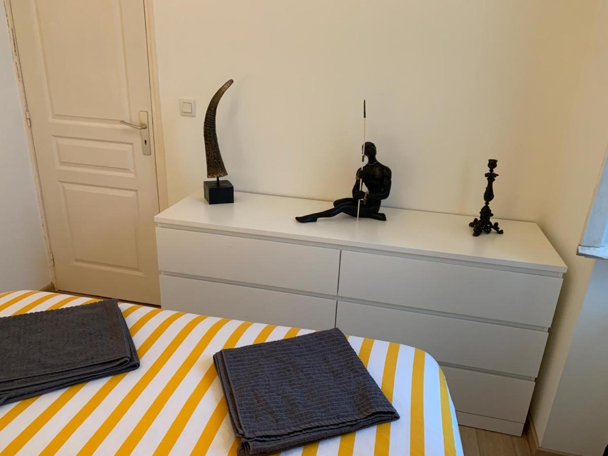 Biarritz Centre, Pres Avenue De Verdun, Cosy Apt 2 Pieces , Salon , Chambre Separe, Rue Tres Calme A 10 Minutes A Pied De La Grande Plage Екстериор снимка