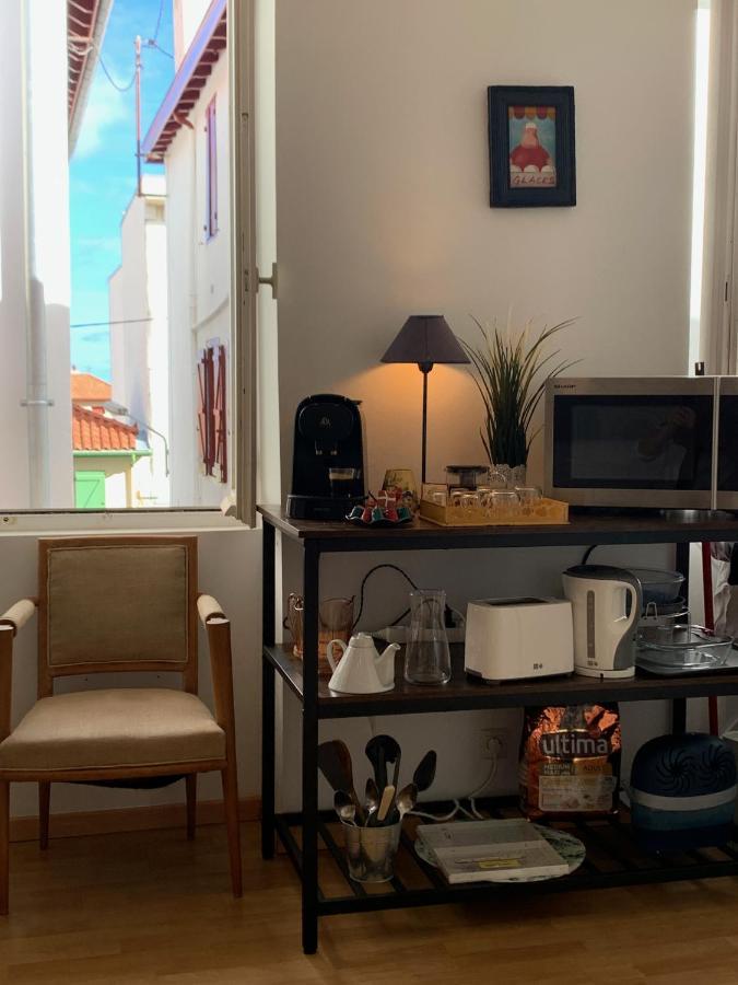 Biarritz Centre, Pres Avenue De Verdun, Cosy Apt 2 Pieces , Salon , Chambre Separe, Rue Tres Calme A 10 Minutes A Pied De La Grande Plage Екстериор снимка