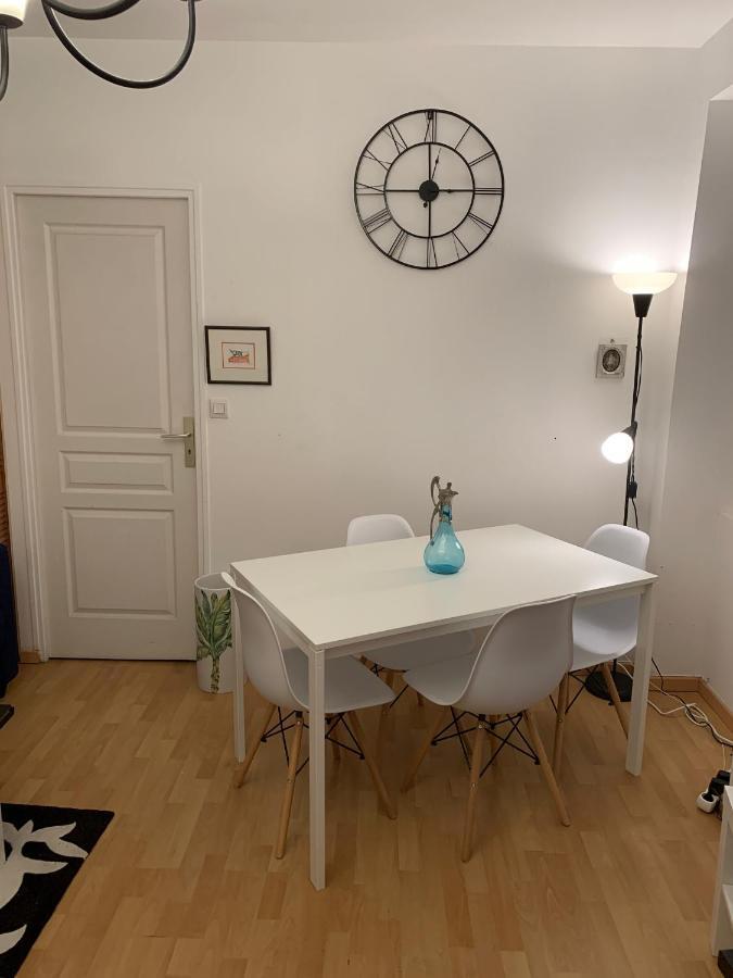 Biarritz Centre, Pres Avenue De Verdun, Cosy Apt 2 Pieces , Salon , Chambre Separe, Rue Tres Calme A 10 Minutes A Pied De La Grande Plage Екстериор снимка